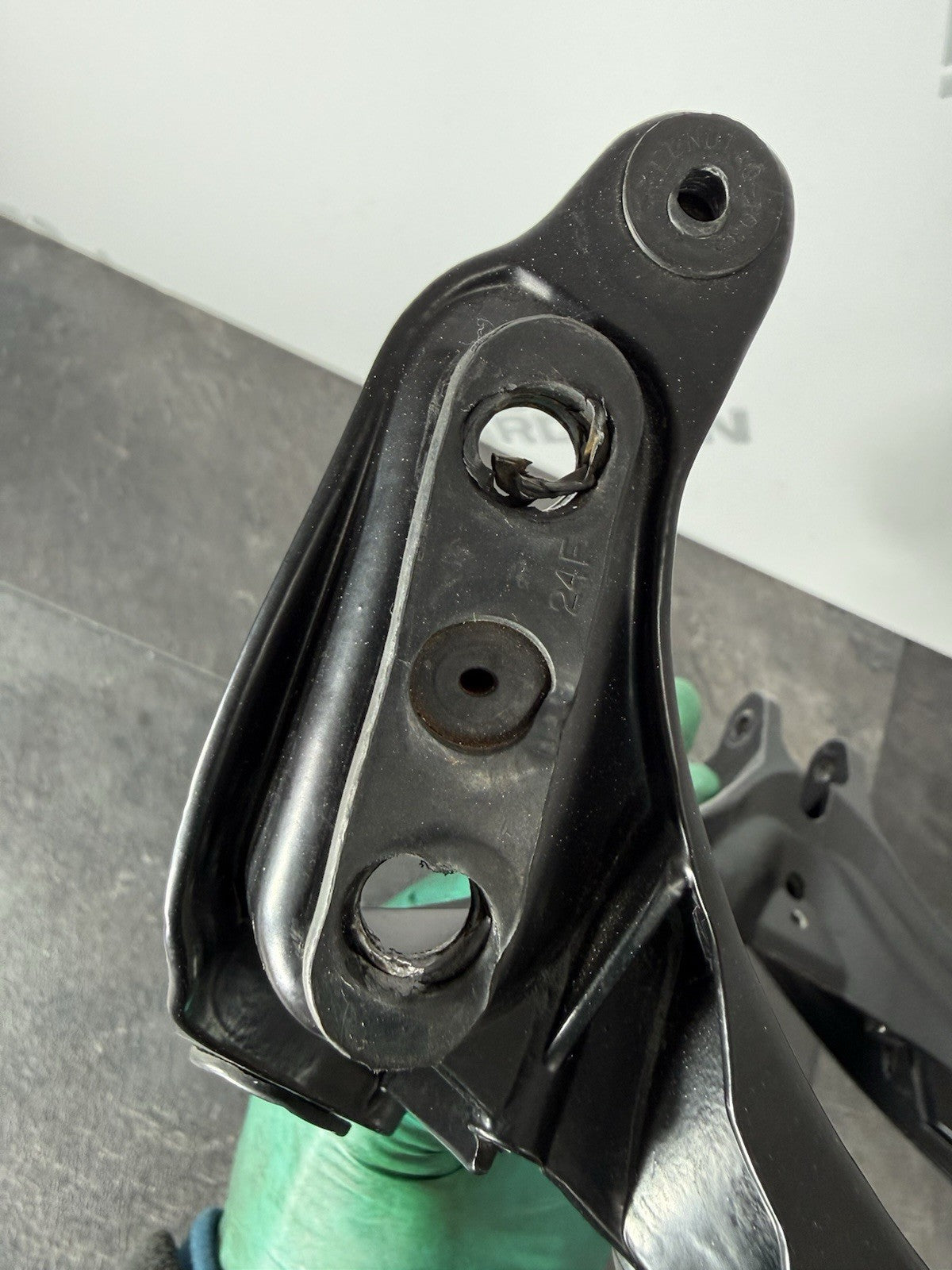 86fd4025-9888-4d73-8923-8fb61f23d9e7