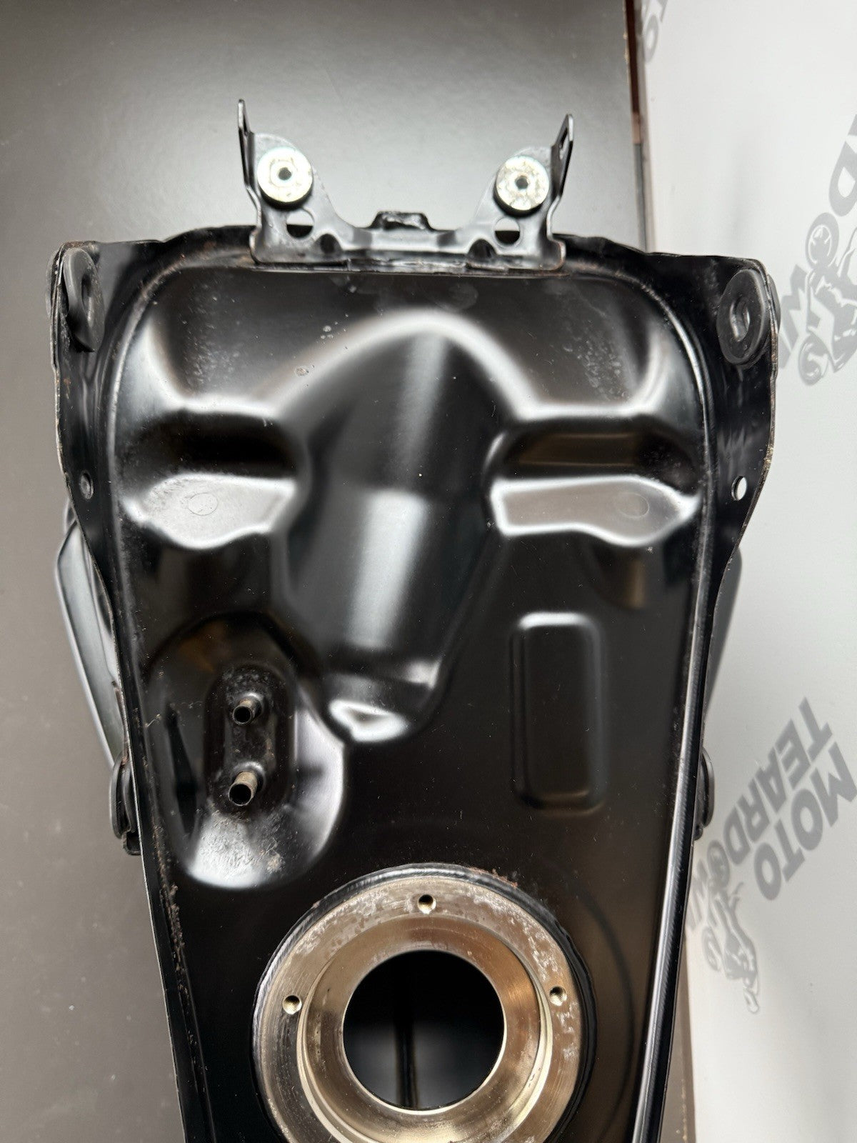 Suzuki GSXS 125 petrol Tank fuel tank 2017 - 2022 GSXS 125 Fuel Tank Petrol Tank