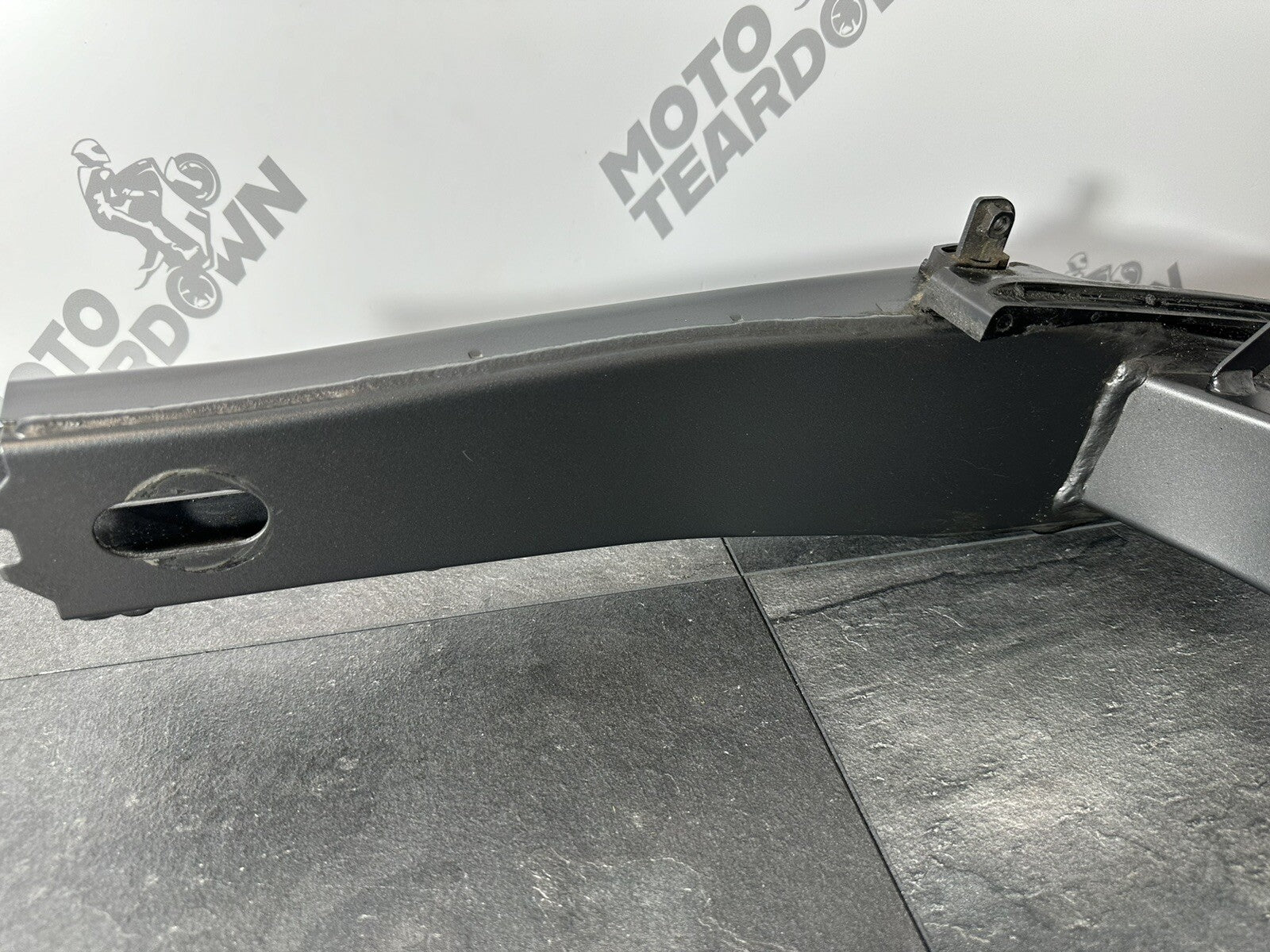 Yamaha R7 690 2024 Swingarm Swinging Arm Only 1784 Mile 2022 2023 OEM