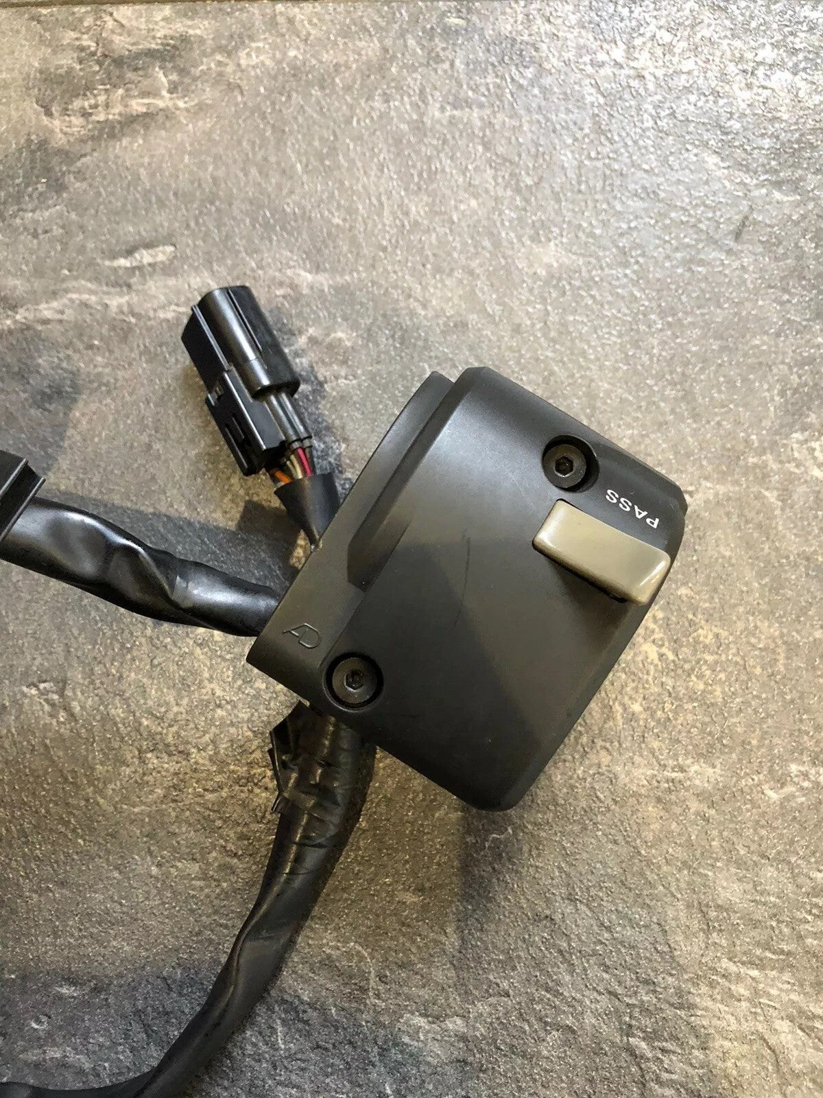 Kawasaki Z1000R Z1000 Left Switch Gear Controls Switchgear 7317 Miles 2018 OEM
