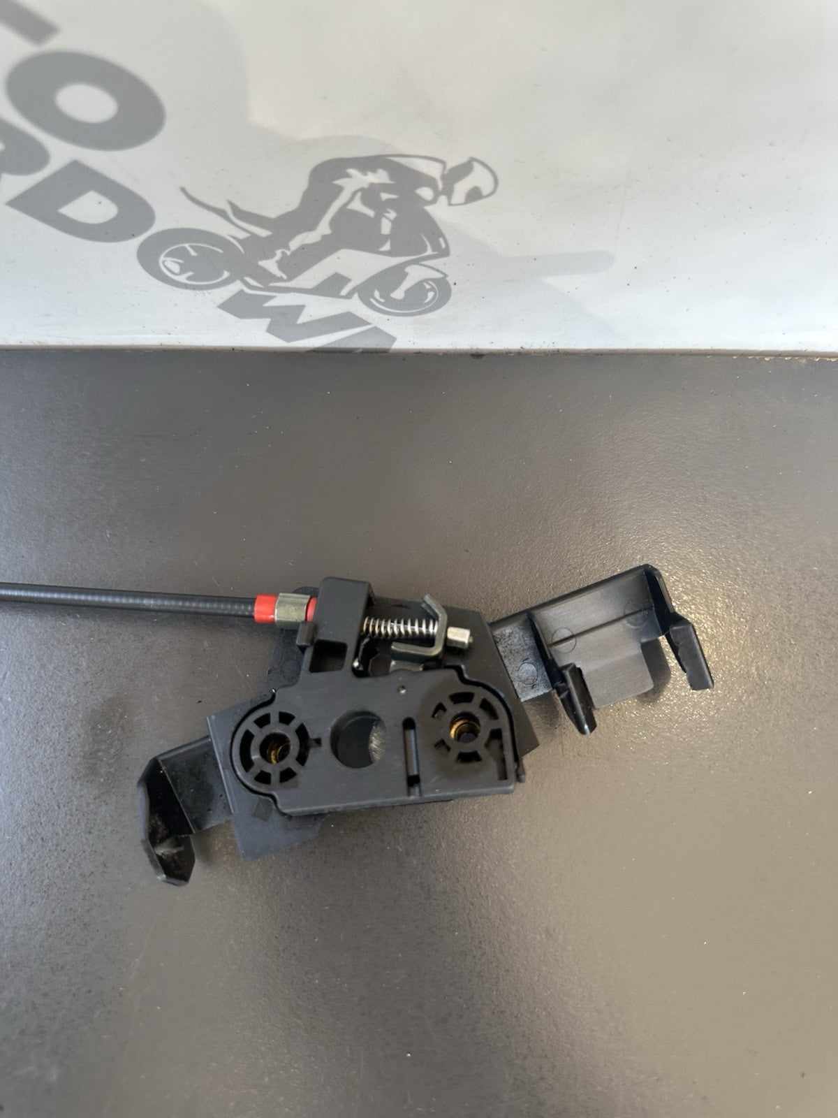 Triumph Street Triple 765R 765RS Seat Cable Bracket And Cable 765 Seat Cable OEM