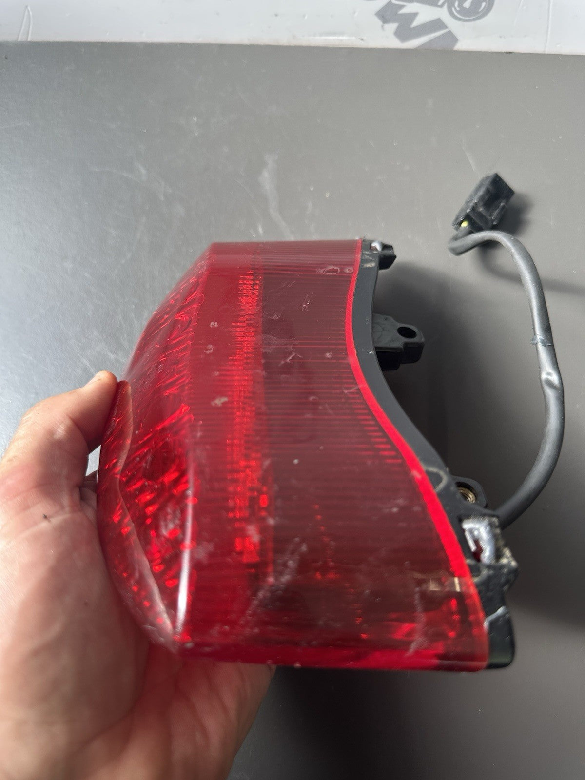 TRIUMPH STREET TRIPLE 675 675R BRAKE TAIL LIGHT - REAR LIGHT BRAKE LIGHT 2007-11
