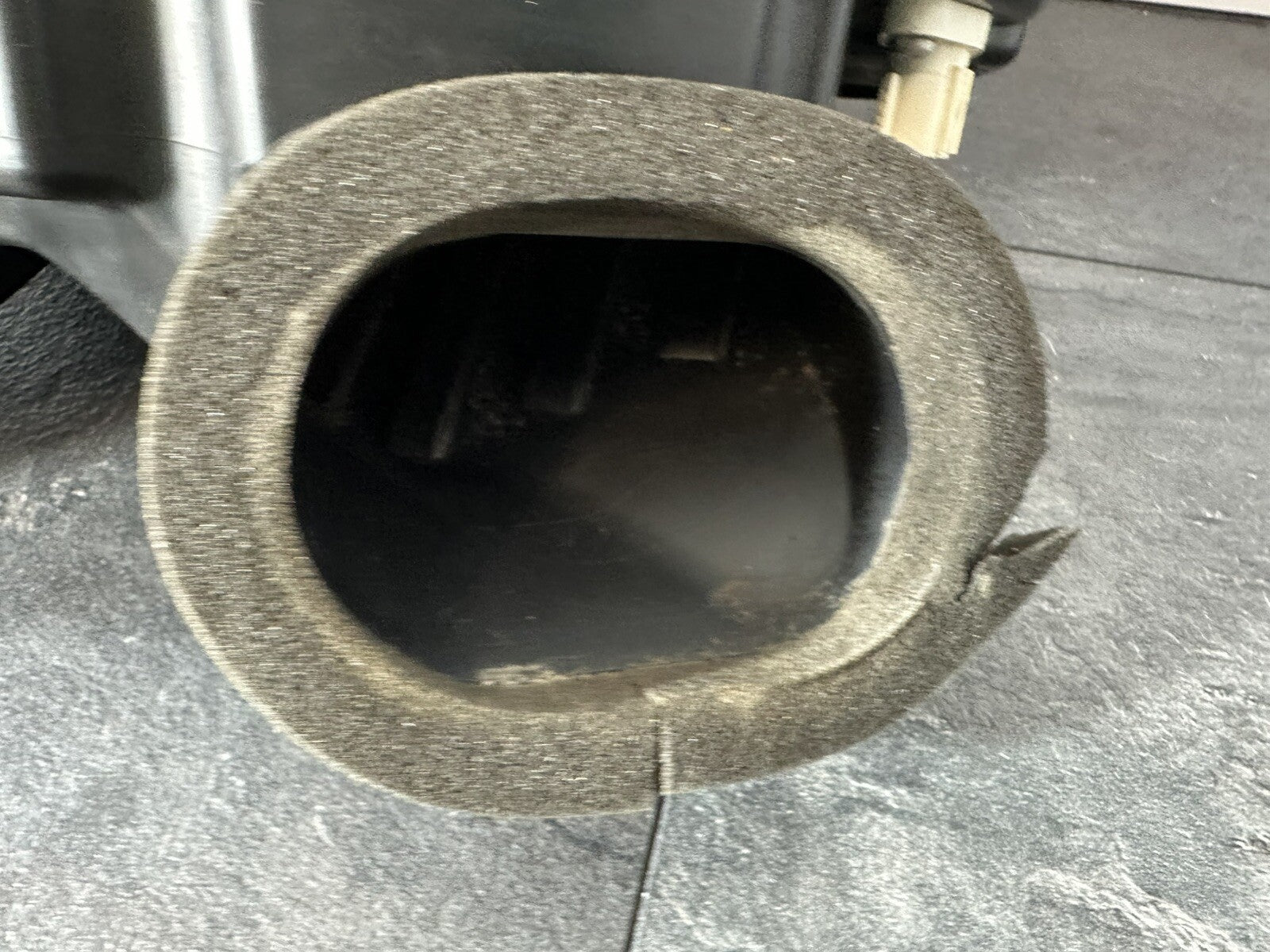 Suzuki GSXR 1000 2014 Air Box Airbox Air Filter Housing 22774 Miles 2009-2016