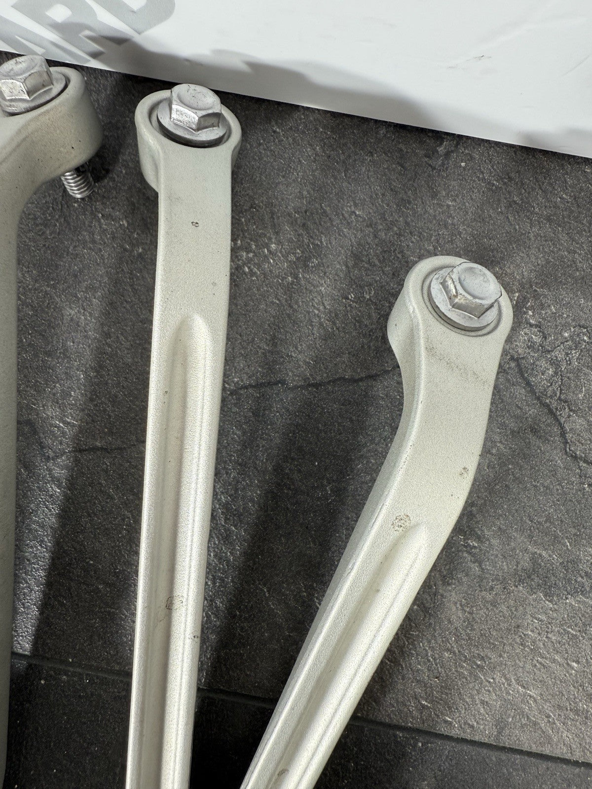 64fb603c-fdbb-4242-a7b8-2b6d56adef27