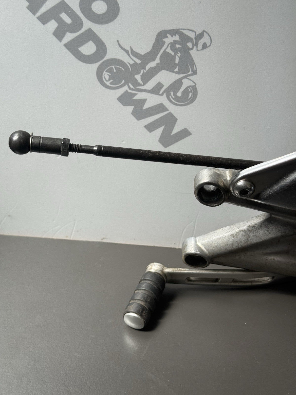 TRIUMPH STREET TRIPLE 675 675R Left Footrest Left Foot Hanger 2007-11 BENT PEDAL