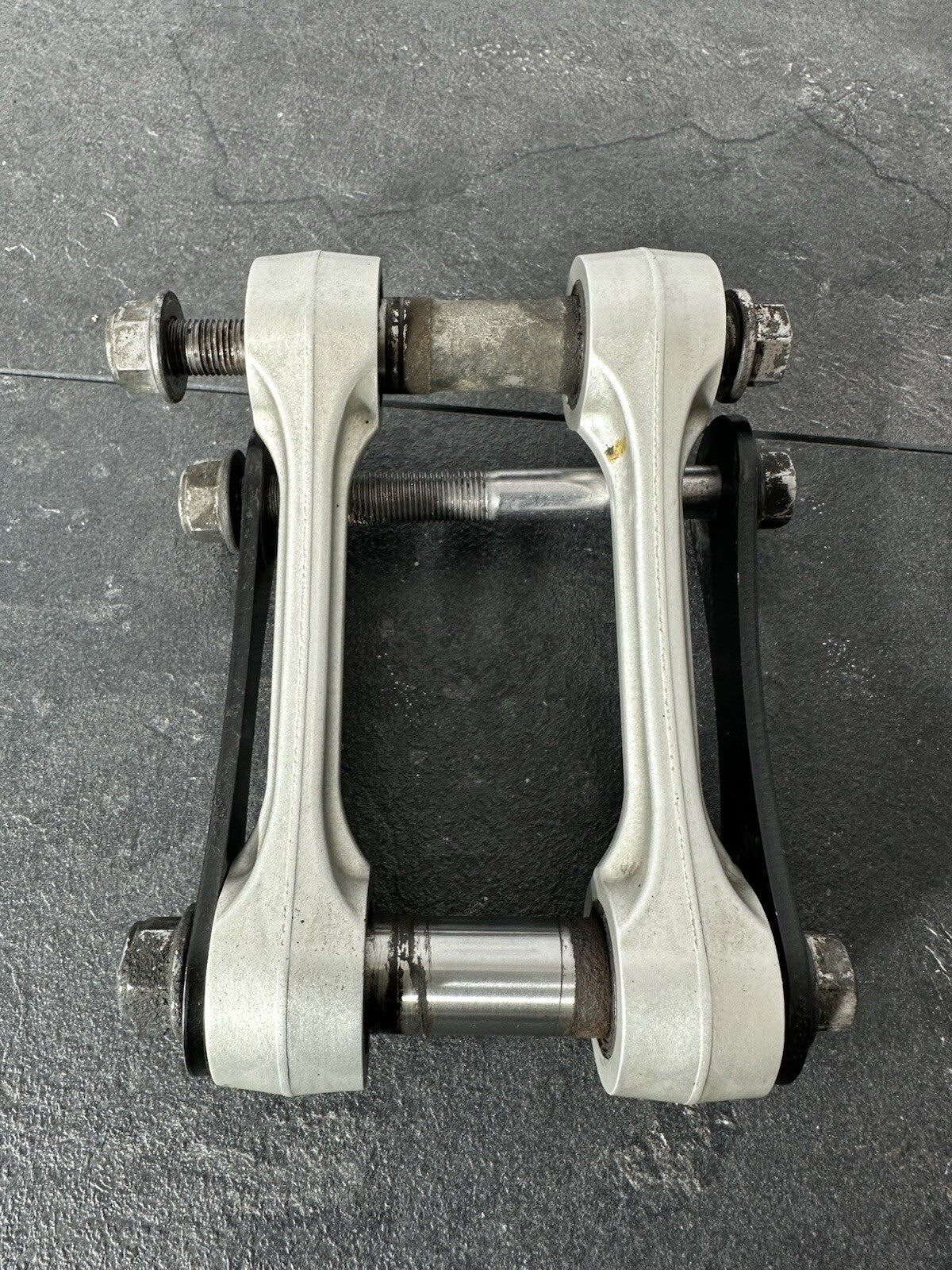 Triumph TIGER 900 GT PRO 2022 Shock Linkage Dog Bone 6337 Miles 2020-2023 OEM