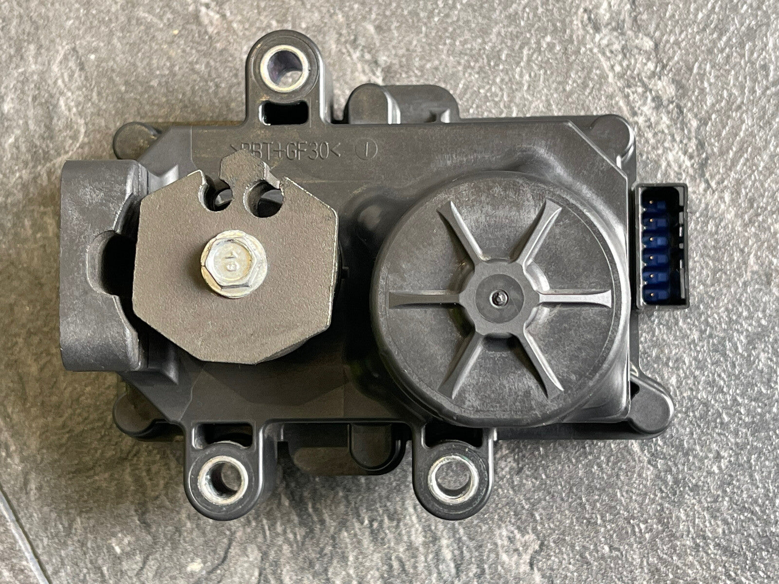 Ducati Streetfighter 1100 V4S 2020 Exhaust Servo Actuator 4645 Miles 2021 OEM