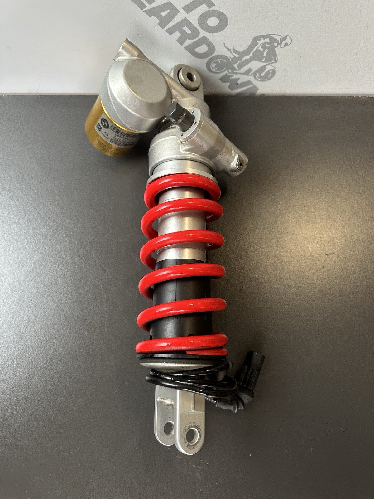 BMW S1000R rear shock absorber 8545860 BMW S1000R Rear Shock 2014-2020 UK ONLY