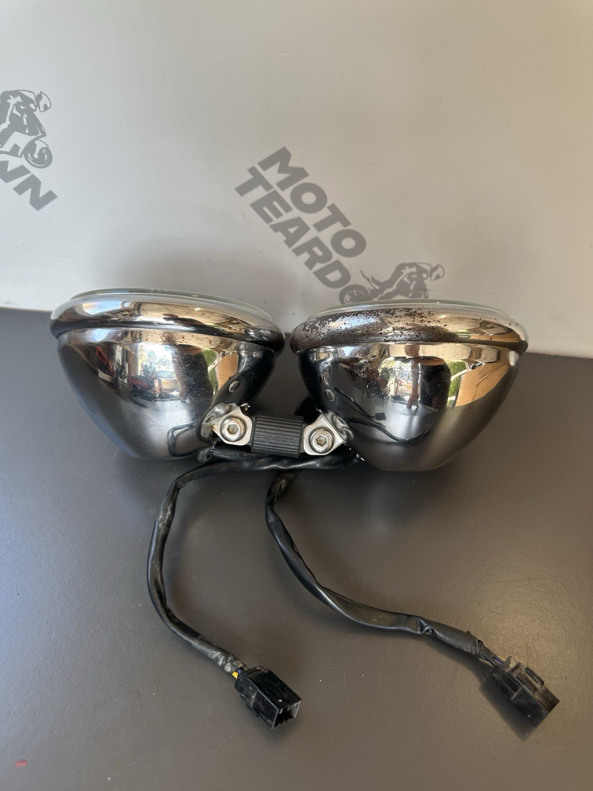 TRIUMPH STREET TRIPLE 675 675R HEADLIGHTS 675 Headlights OEM 2007-2011 8382miles