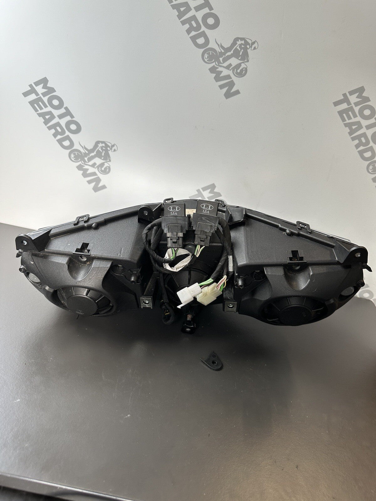 Aprilia Tuono 1100 V4 Factory Headlight headlamp 2015 - 2019 *CRACKED* OEM