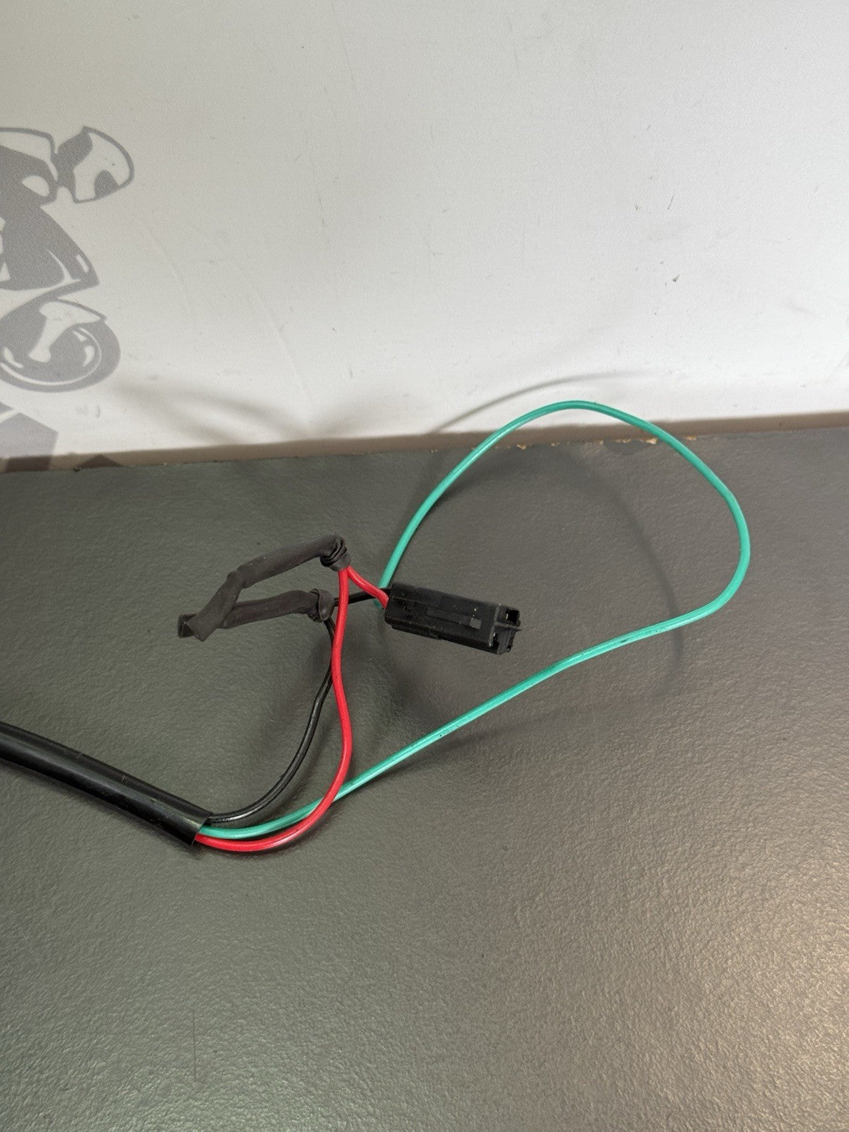d3a5efff-5203-41d8-874a-ec76a03ba3b3