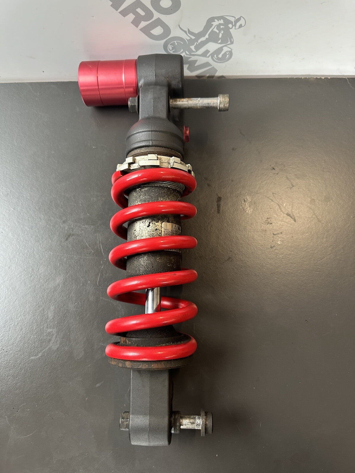 Triumph Speed Triple SHOCK ABSORBER REAR TRIUMPH SPEED TRIPLE 1050 2011 - 2015
