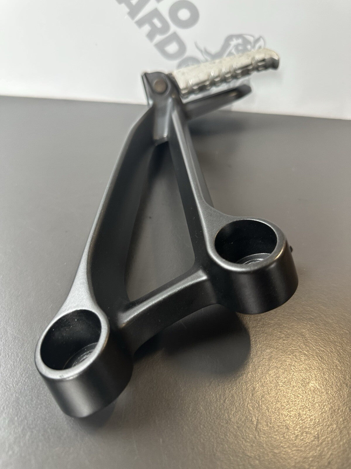 Yamaha MT-07 right pillion footrest Yamaha MT07 Right Pillion Foot Rest 2014-17