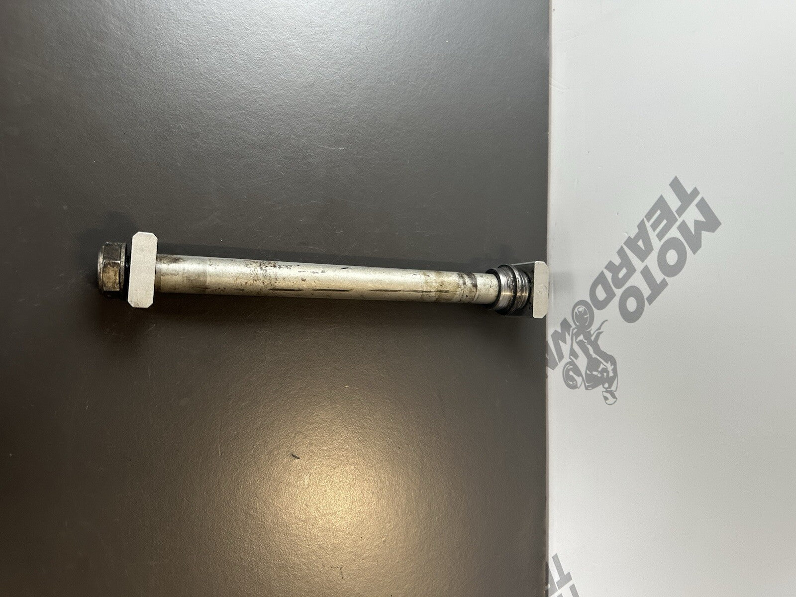 HONDA CBR1000 RR FIREBLADE REAR WHEEL SPINDLE YEAR 2008-2011 CBR1000RR REAR AXLE