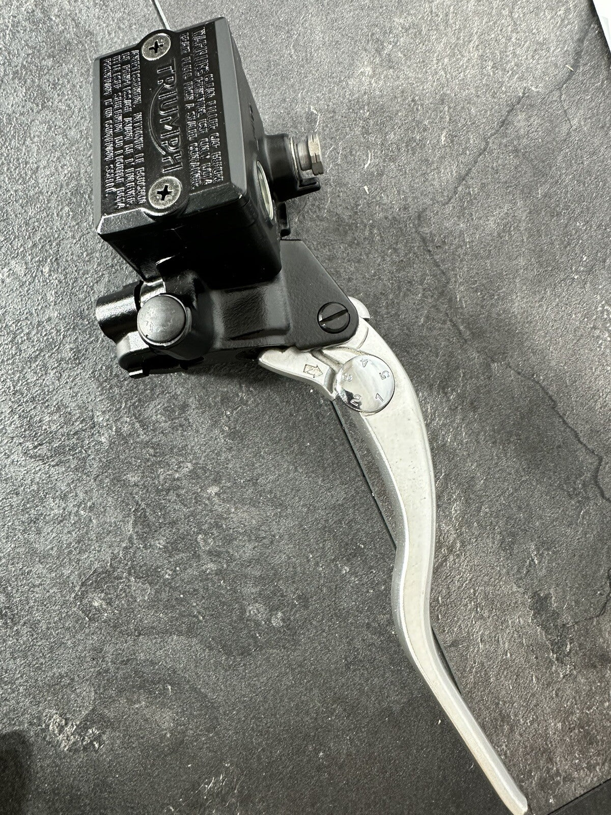 Triumph Trident 660 2022 Front Brake Mastercylinder 2962 Miles 2021-2024 OEM