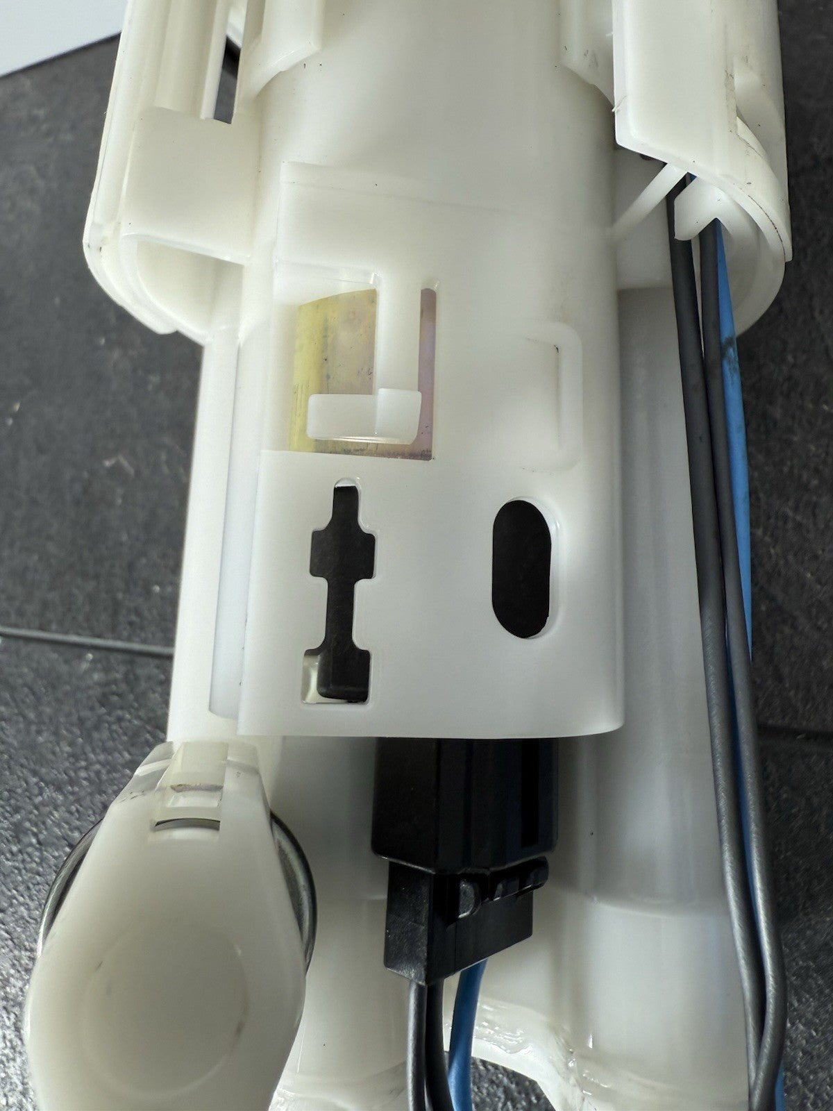 9b2e6db9-48cd-451b-8c43-d16a810202d9