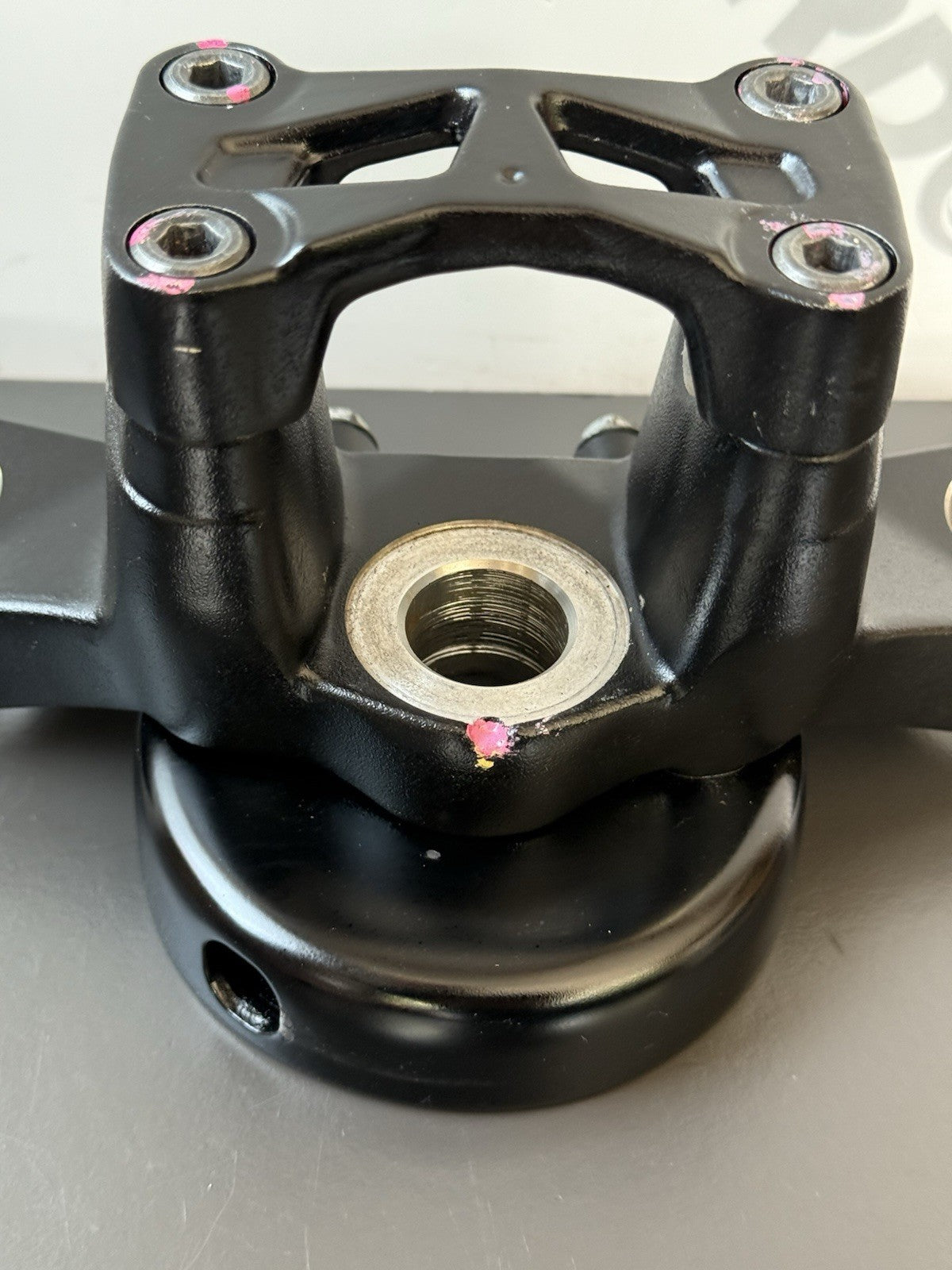 SUZUKI GSXS 125 2017-2021 TOP FORK YOKE Top Clamp Suzuki GSXS 125 Top Clamp OEM