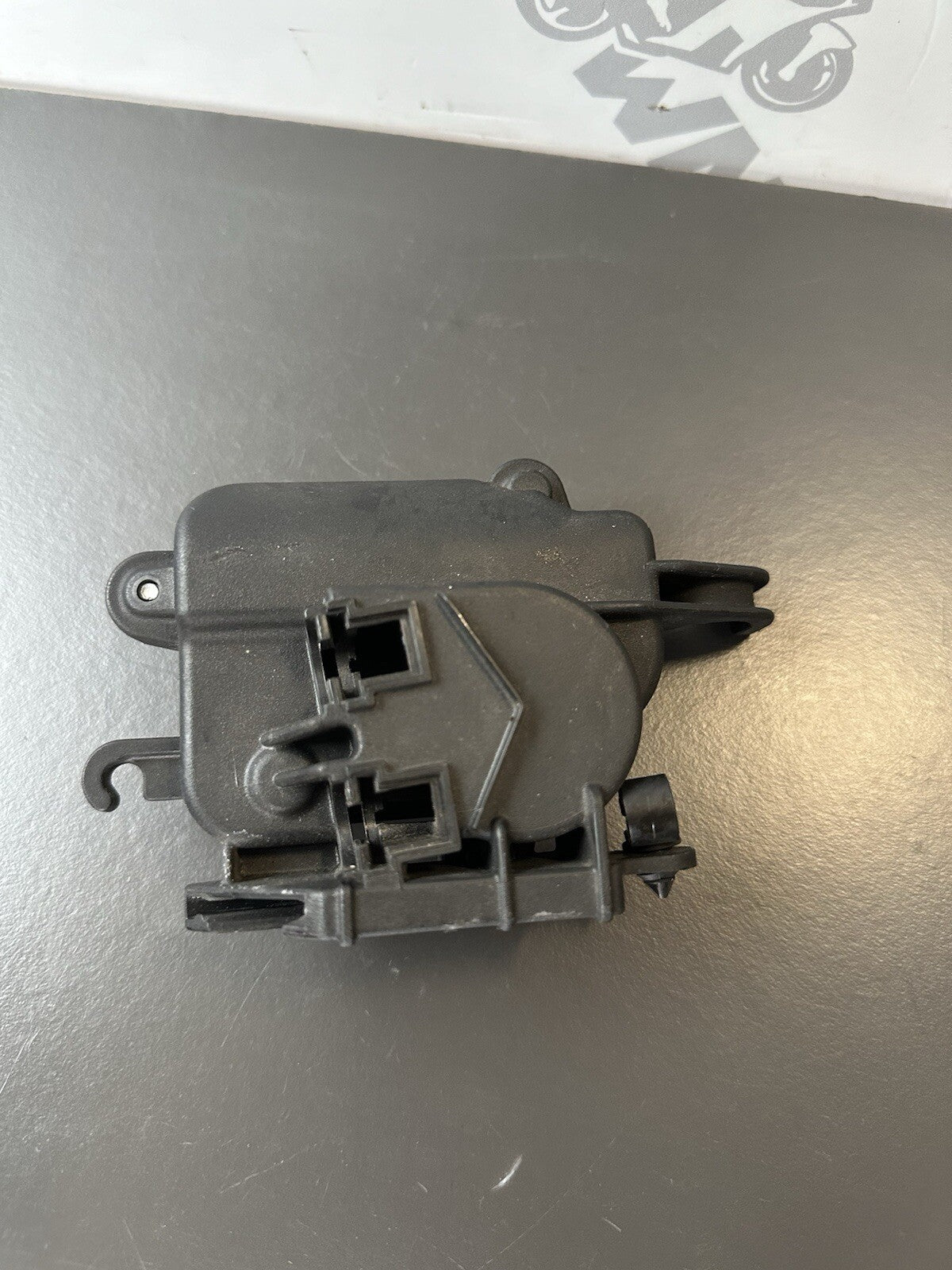 BMW S1000R exhaust valve motor actuator Exhaust Actuator 2014 16,808 Miles OEM