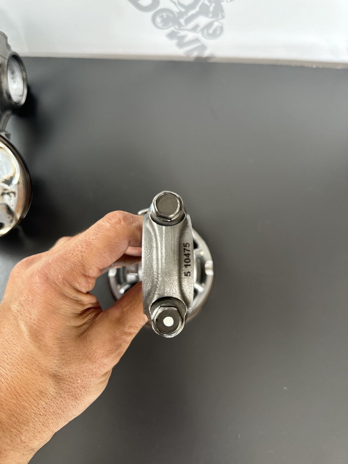 Triumph Speed Triple 1200 RR 2022 pistons READ DESCRIPTION 1200RR Engine Pistons