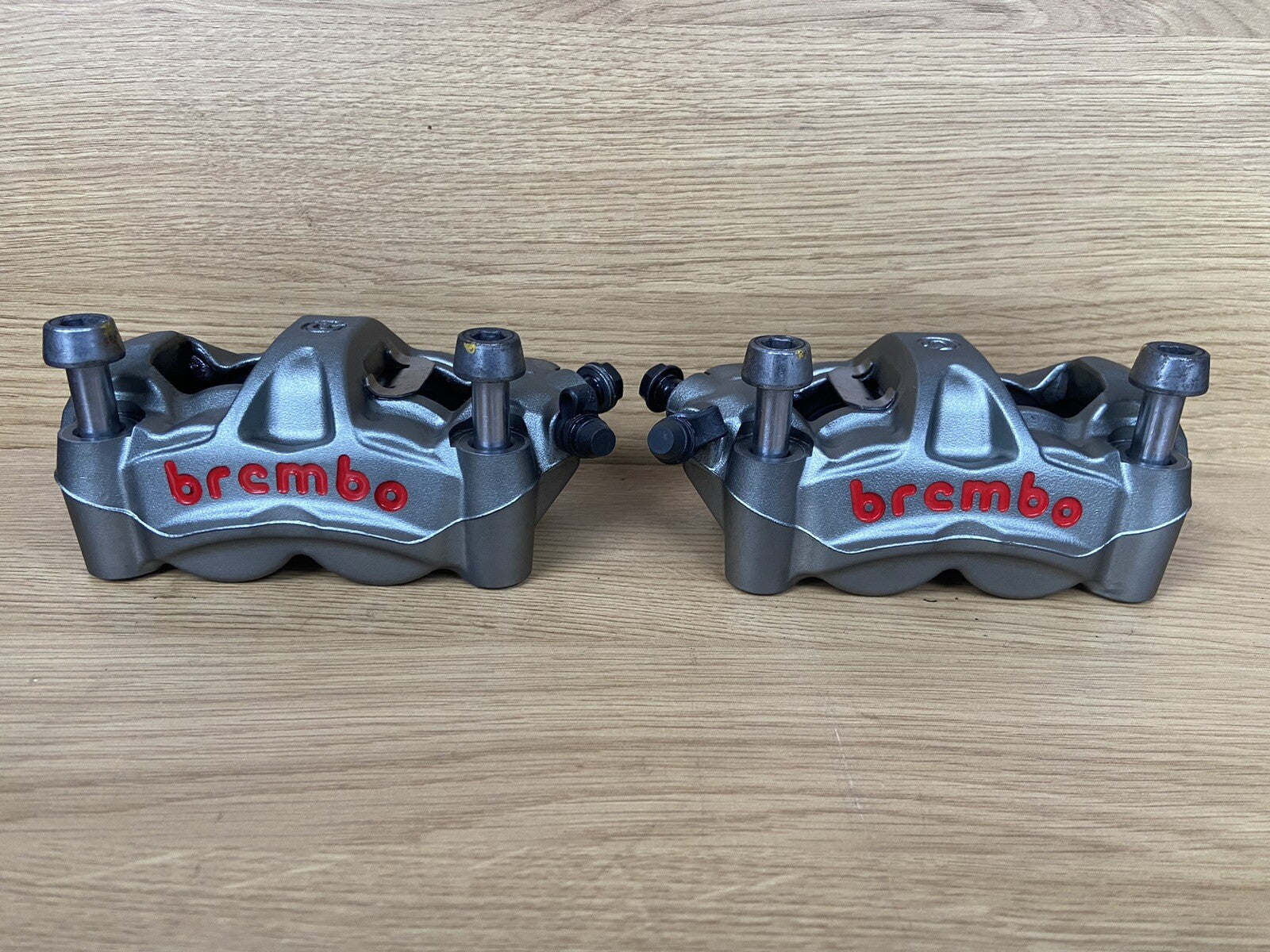 Triumph Street Triple 765 RS BREMBO FRONT BRAKE CALIPERS Brembo Monobloc M50 OEM