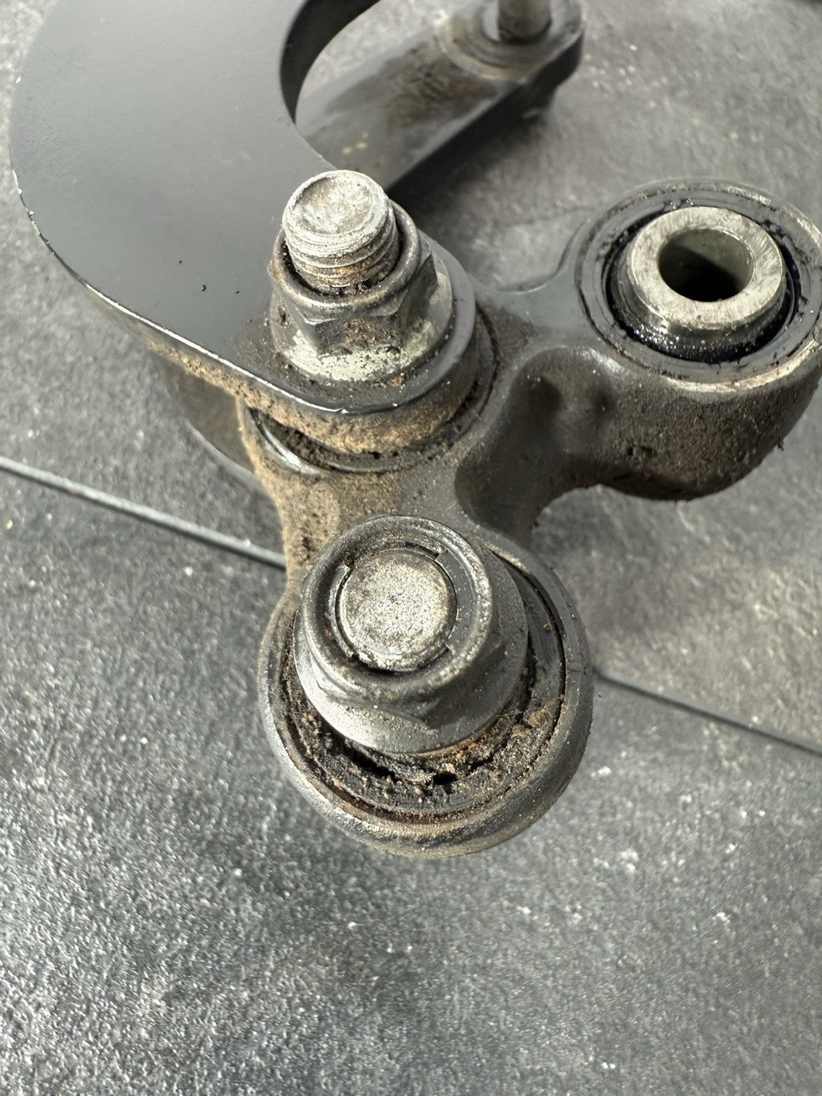 Yamaha YZF R125 R 125 2014 Rear Shock Linkage 26983 Miles 2008-2018 OEM