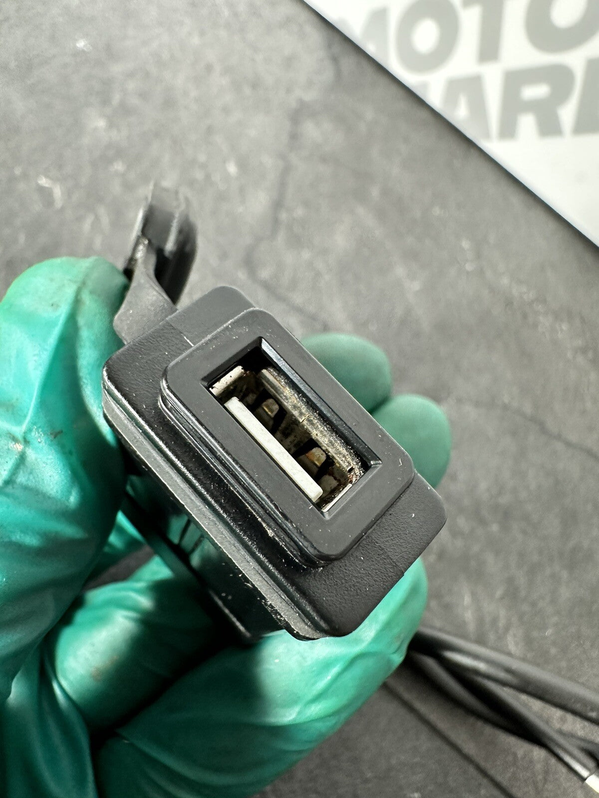 Triumph Street Triple 765 RS 2018 USB Connector Socket 15244m 2017-2020 OEM