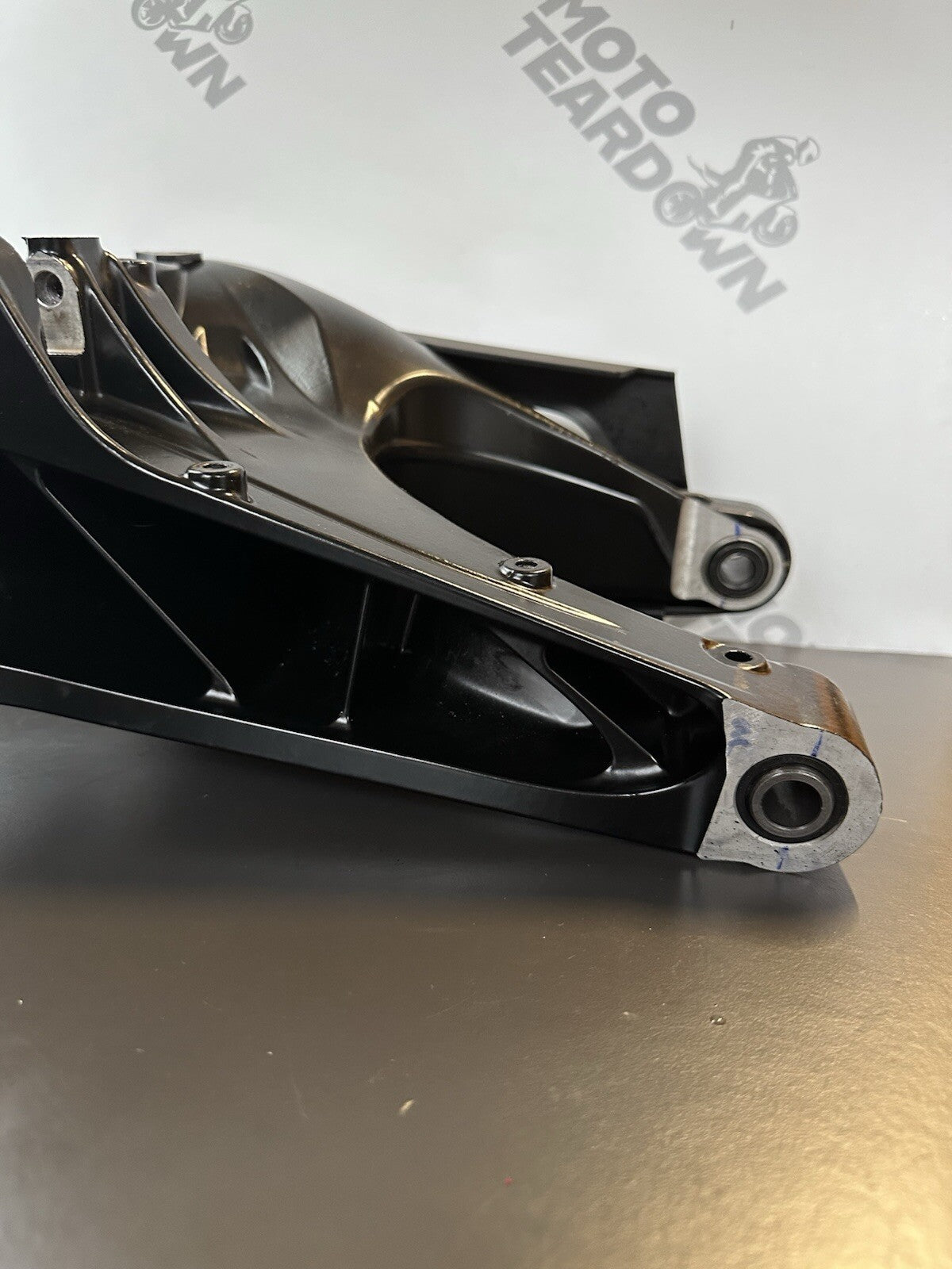 KTM 125 DUKE Swing Arm Rear 96304030044C1 2024 KTM 125 DUKE Swingarm 2024- OEM