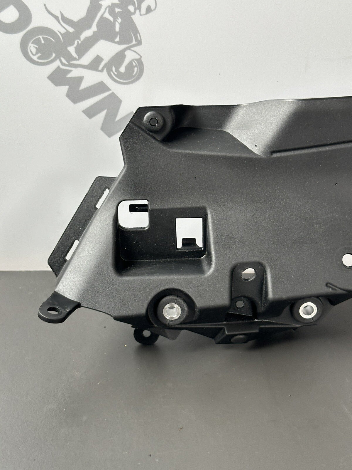 Yamaha MT09 ABS Front Left Side Fuel Tank Infill Fairing BS2-2172E-00 2017-2020