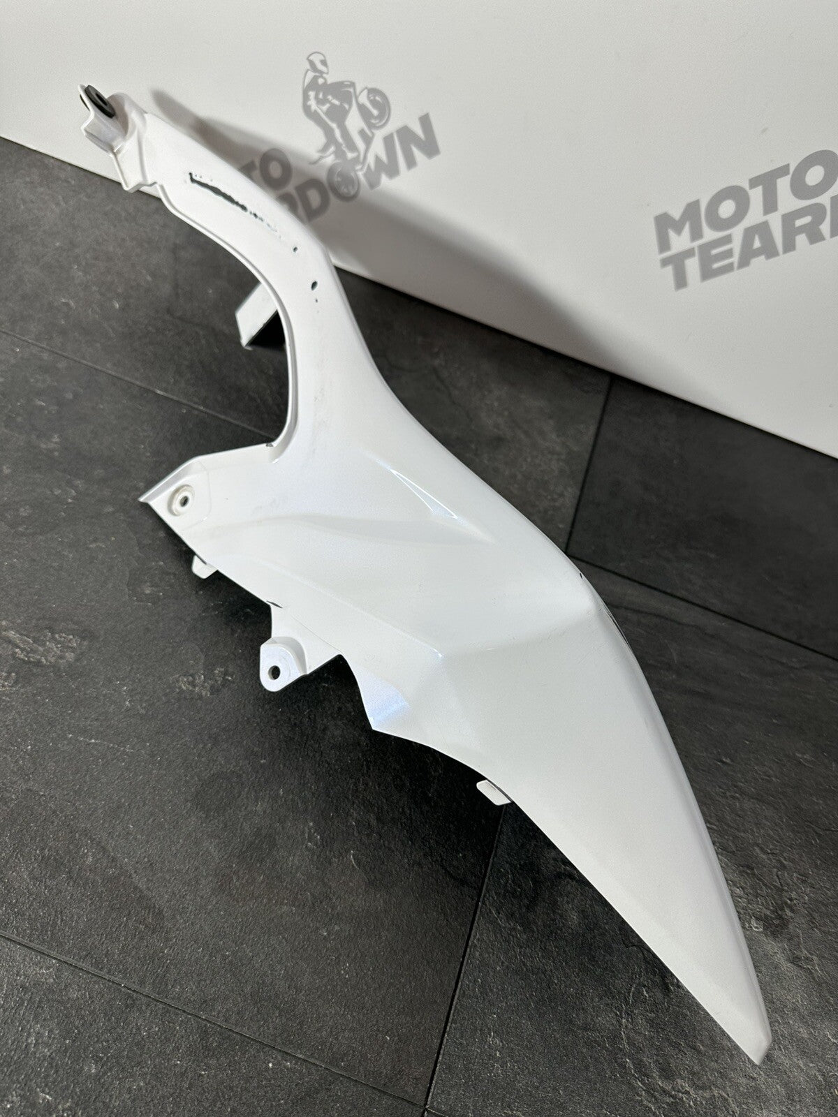 Suzuki GSXR 1000 2014 Right Seat Side Fairing Cowling 22774 Miles 2009-2016 OEM