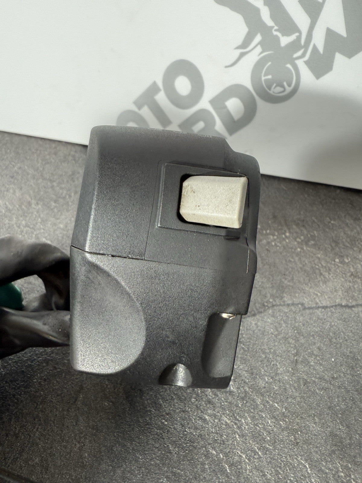 7d074806-4886-4e76-8278-1a47417da1bf