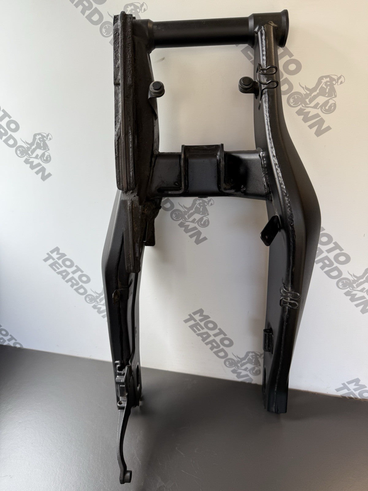 TRIUMPH TRIDENT 660 Swing Arm Rear Swingarm 660 Swinging Arm 2021-2024 T2051555