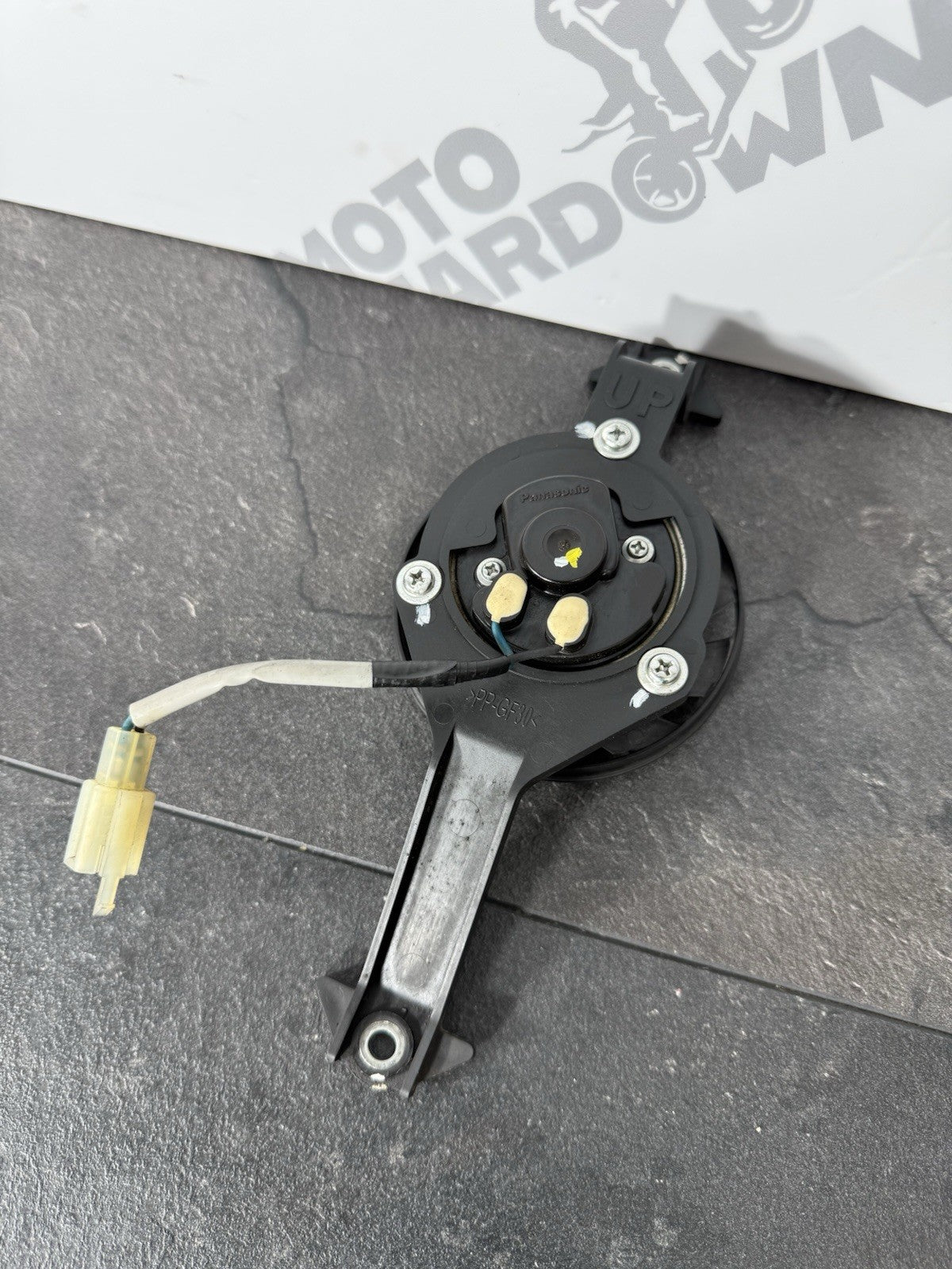 cb53ce31-e0fc-47e3-87f6-3890b18d56c3