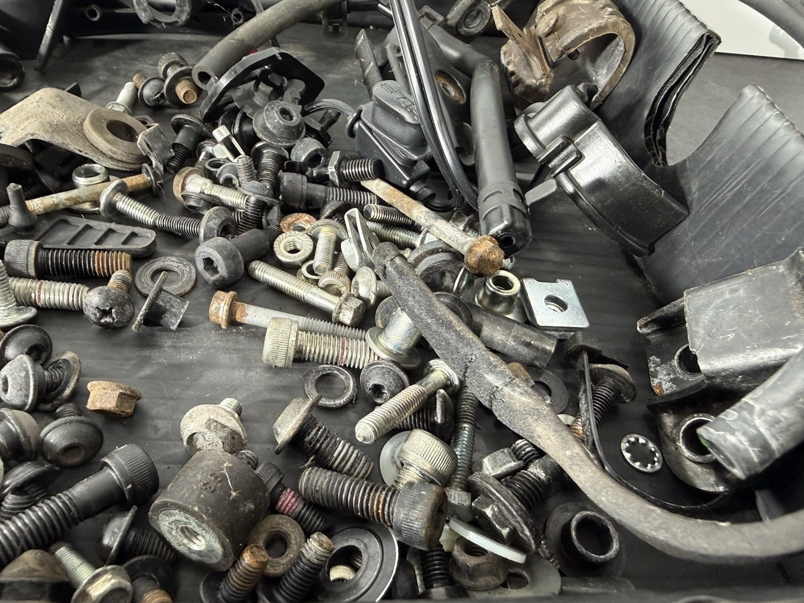 dcef2d47-a2a1-4efb-ad97-a353585a2cfb