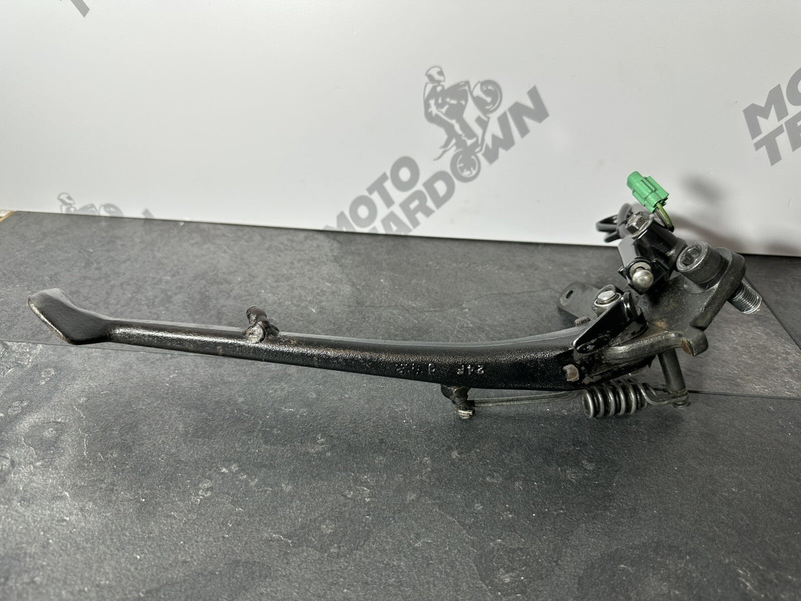 Suzuki GSXR 1300 2016 HAYABUSA Stand Side Stand & Switch 18408 Miles OEM