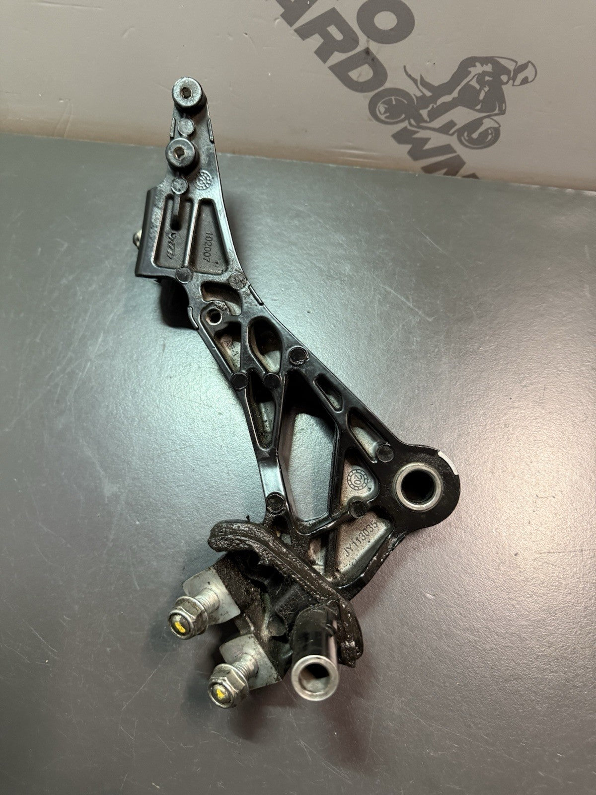 c952c905-9bd2-497b-bebf-d1f579e8cd90