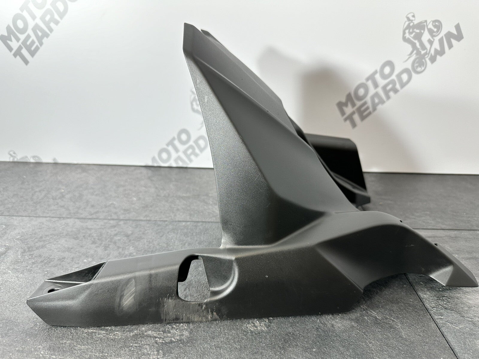 Kawasaki Z800 ABS 2016 Rear Wheel Hugger Mudguard 12691 Miles 2013-2018 OEM