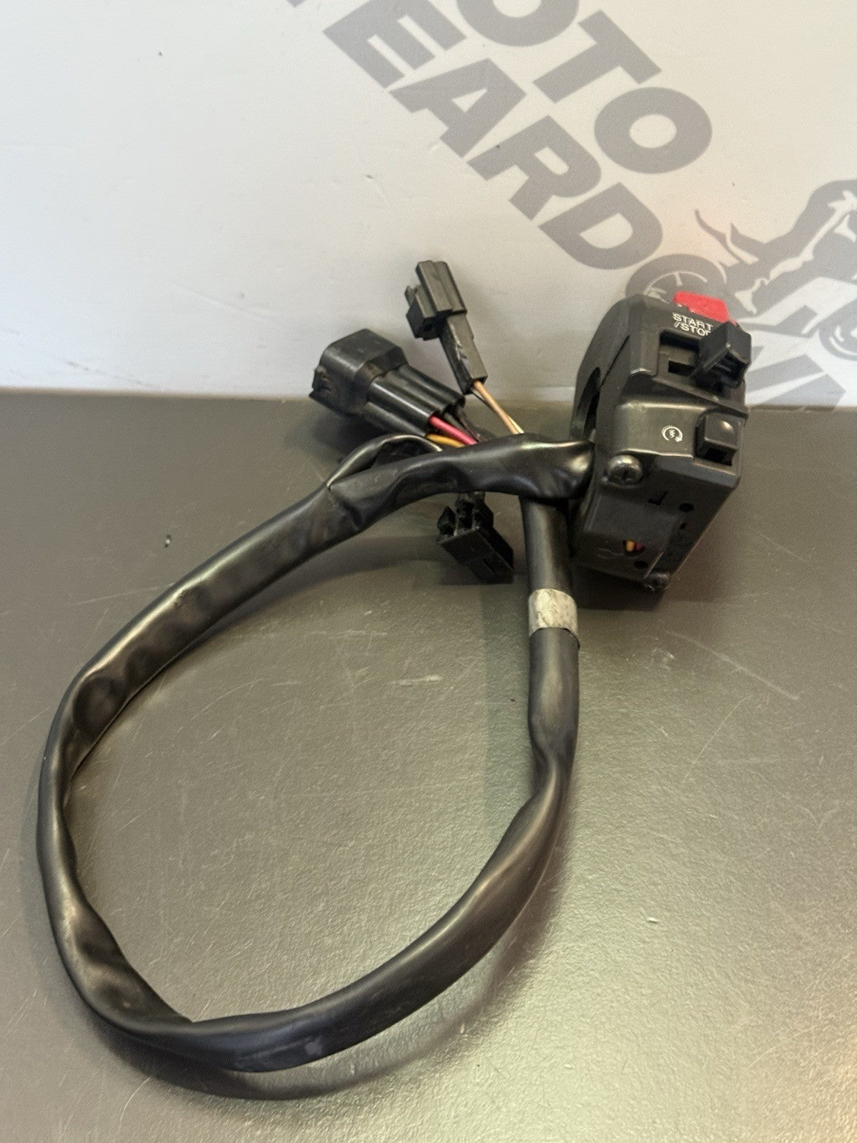 ff2124ee-2f6e-43a1-bbce-4f47e9afb0f8