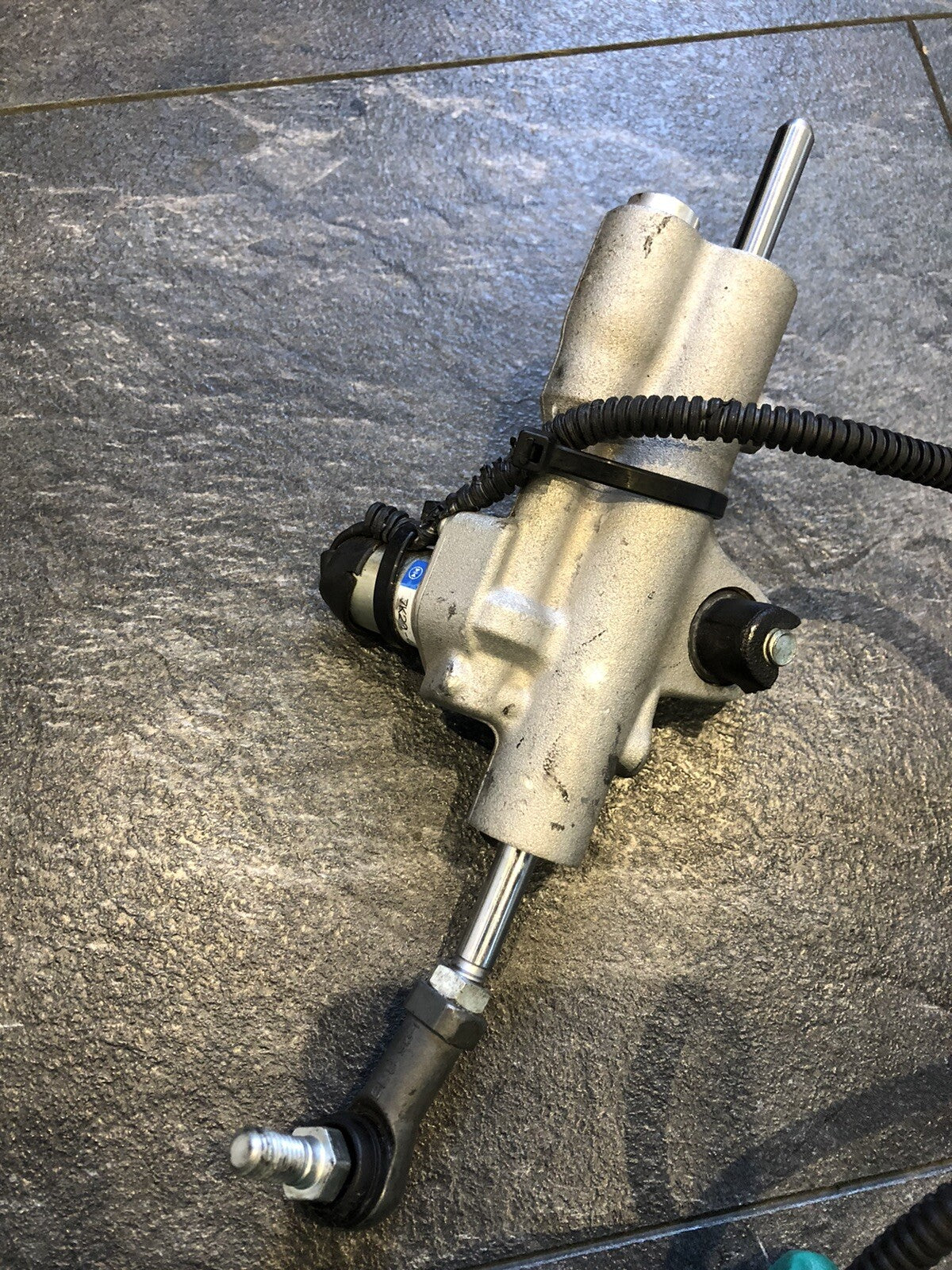 Yamaha MT10 SP 2018 Steering Damper SPARES REPAIRS Only 5800 Miles R1 2CR