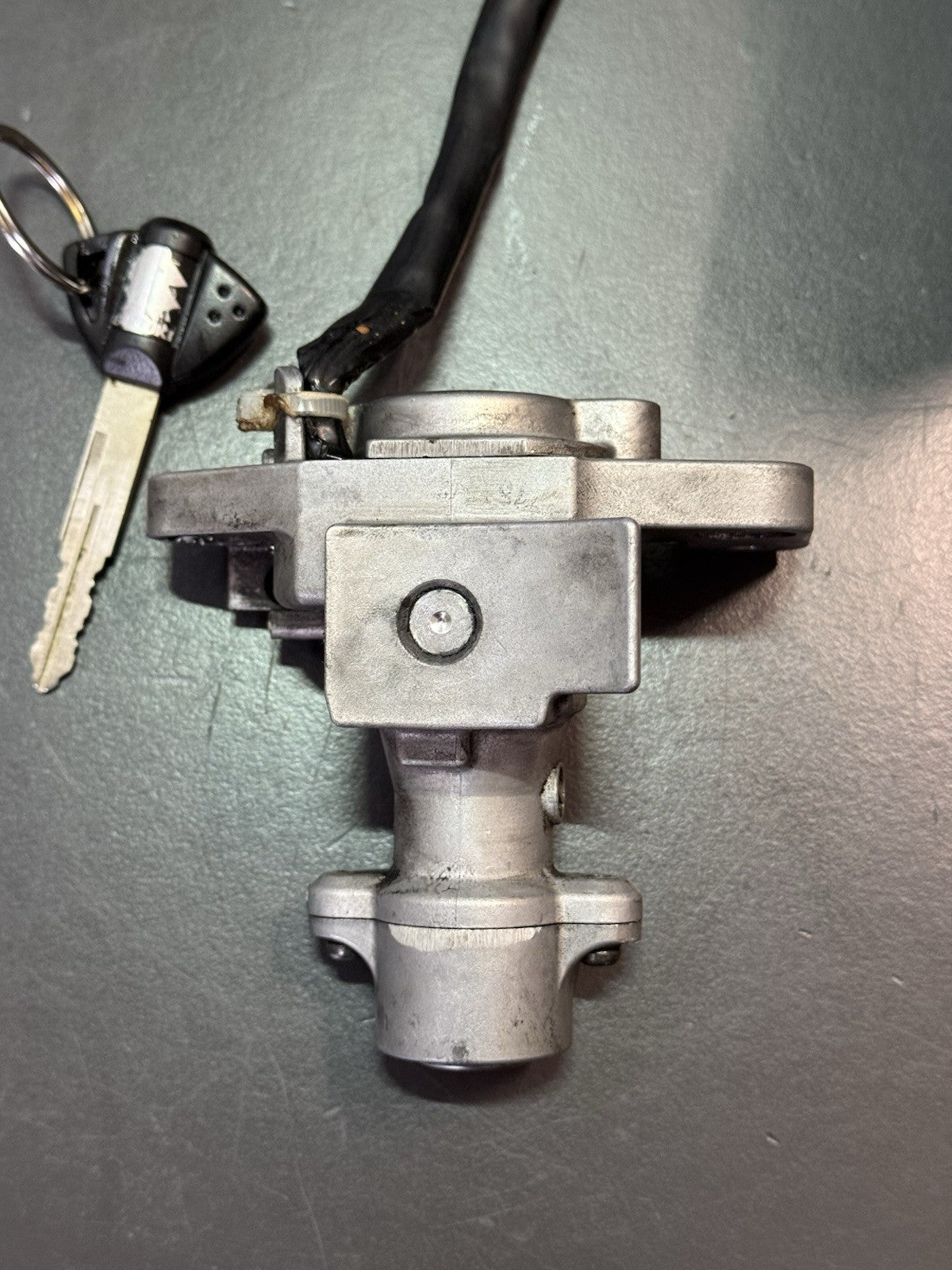 b0157852-f293-44fe-ba81-8d076332e596