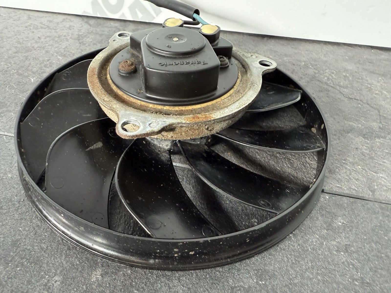 19070872-16bc-4bc2-88bc-347ff29ab2f3