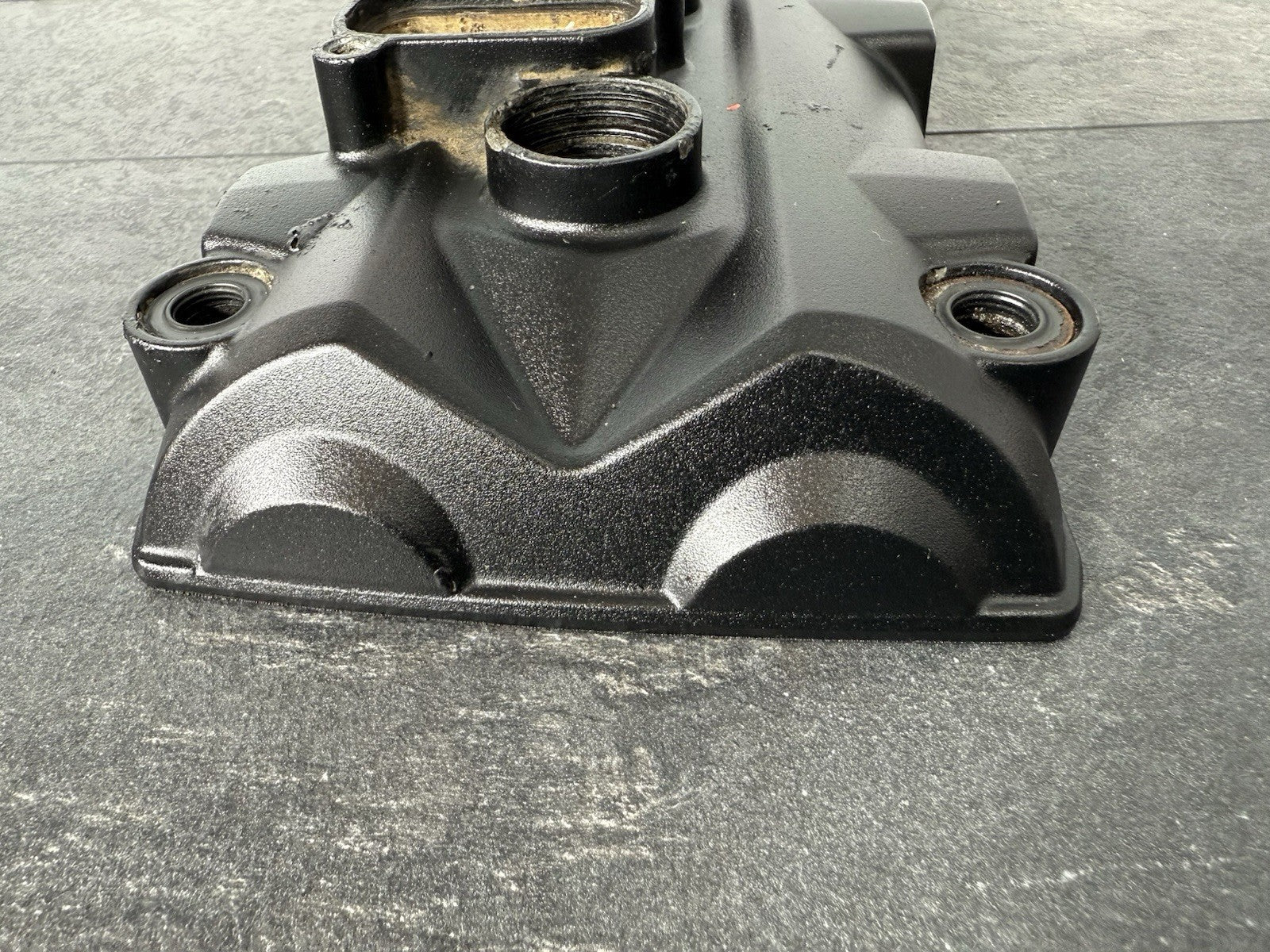Triumph Street Triple 765 R 2017 Cam Cover Rocker Cover 18498 Miles 2018-2021 RS