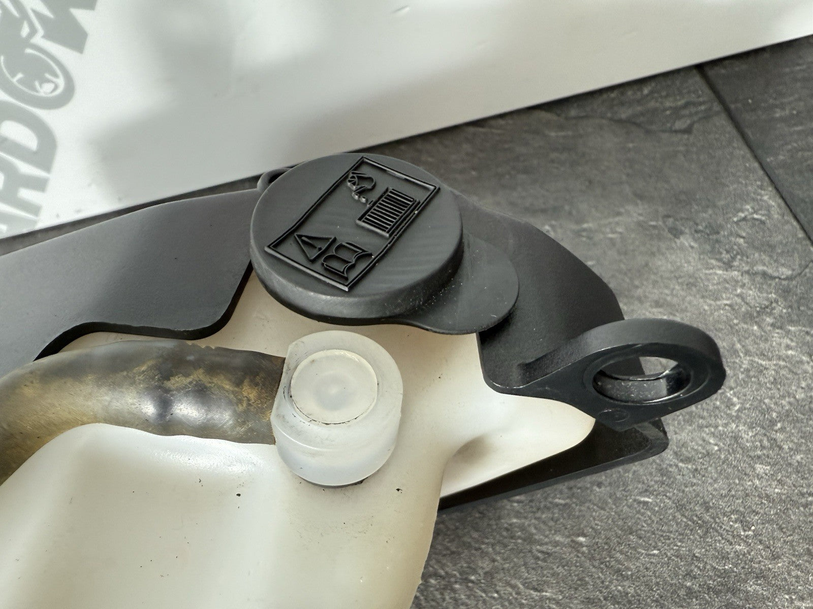 c3bd4ef7-de92-45a0-87b1-d84091f43378