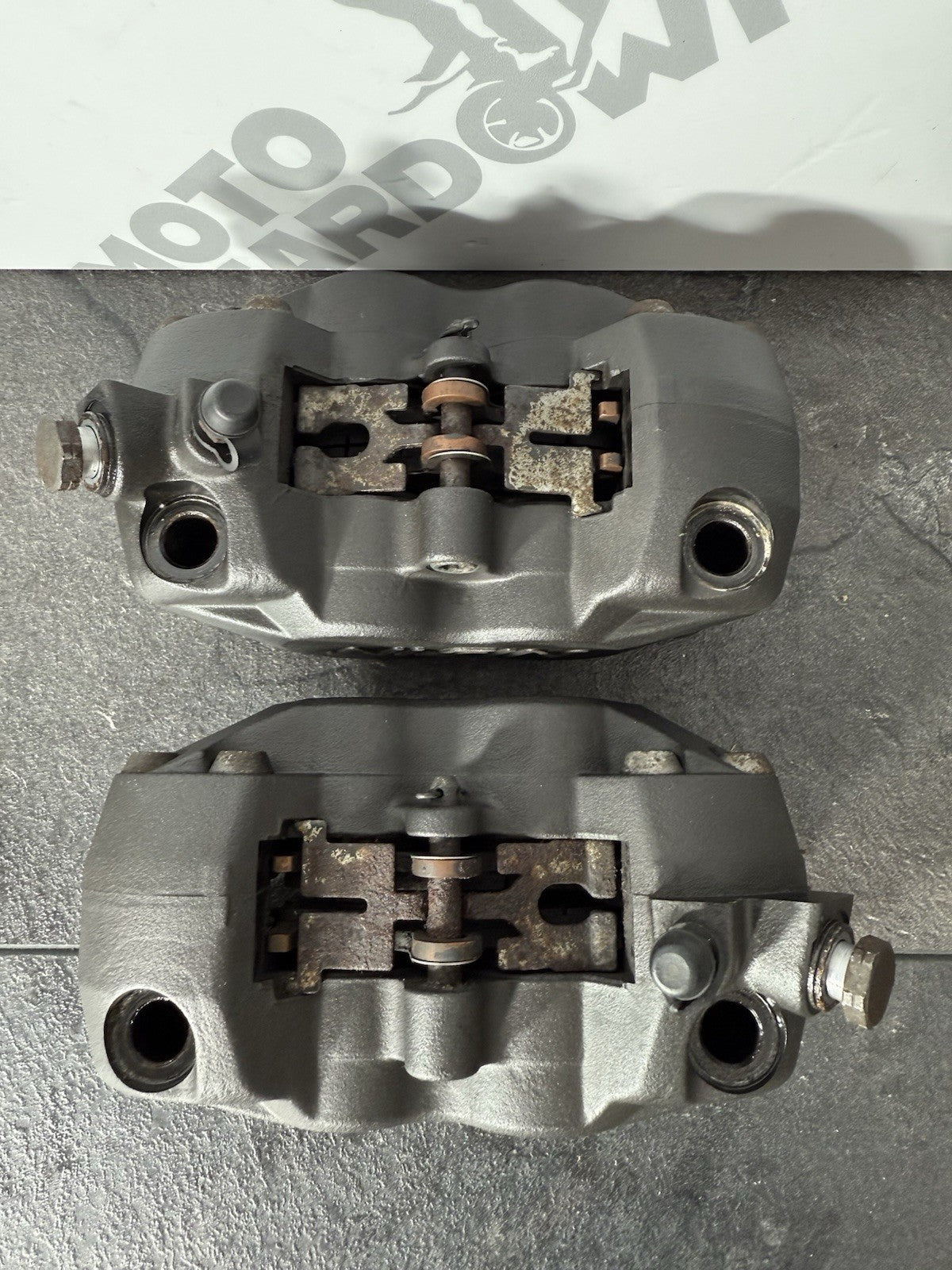 2d975f79-dd46-4a3f-ad53-20aec9972b42