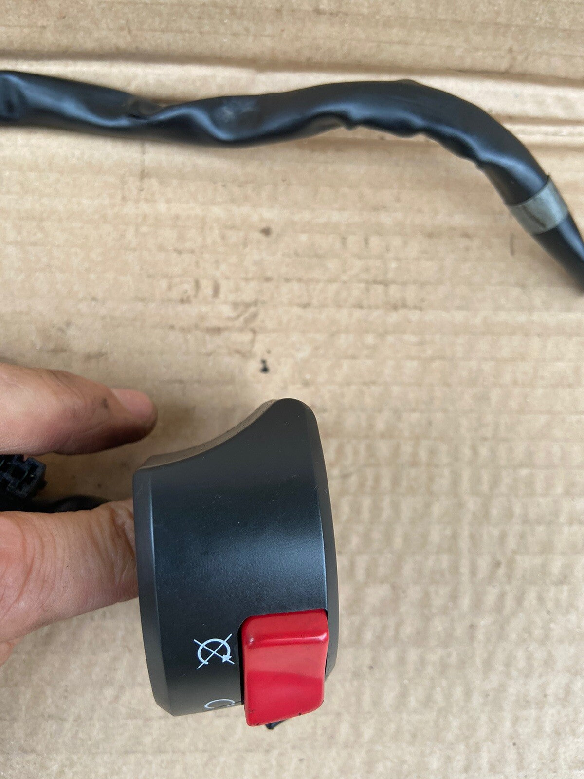 Kawasaki ZX10R Ninja right hand handlebar Engine kill switch 2011 - 2015 Zx10R