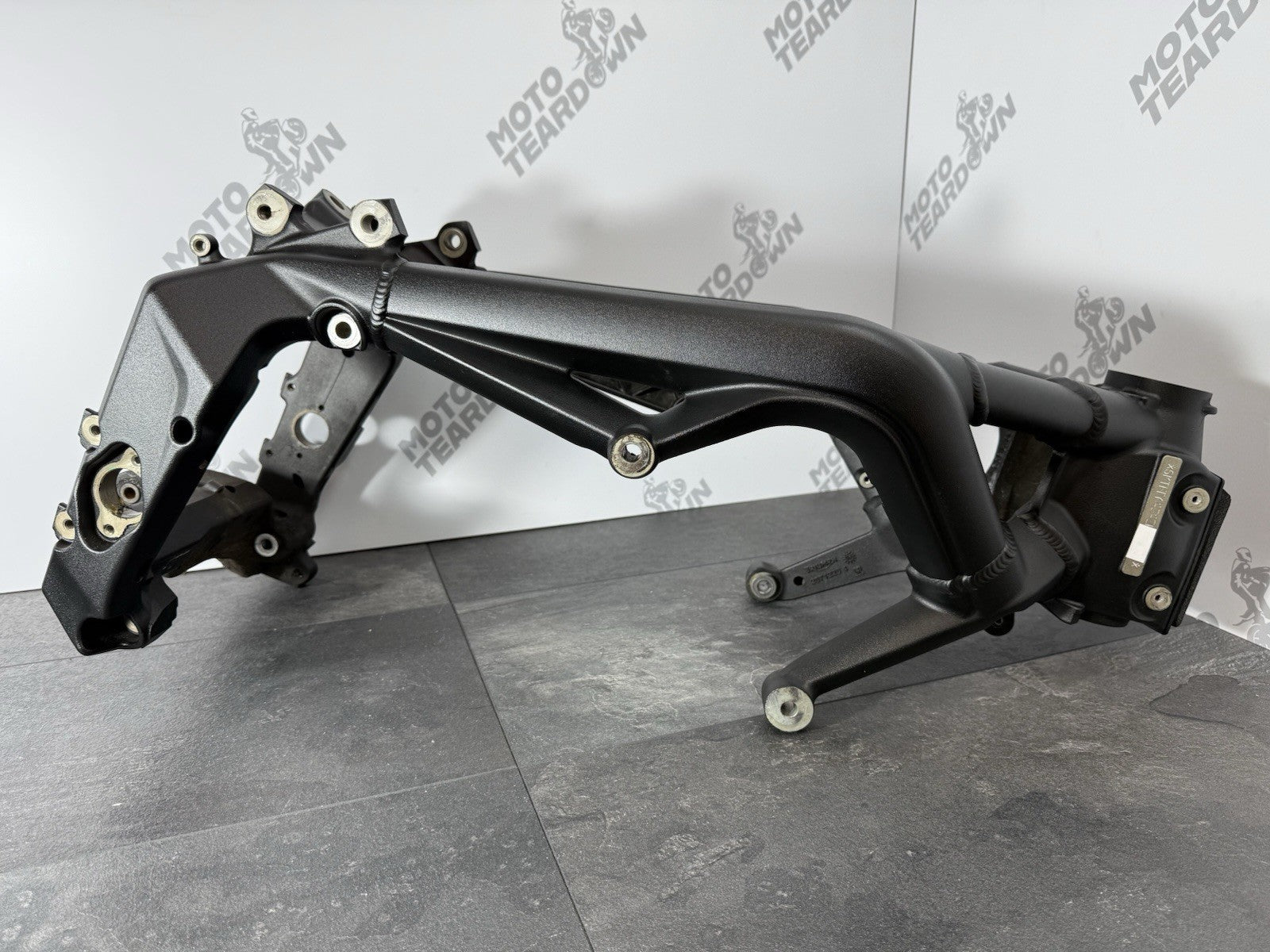 d9b1838d-03db-462f-81b6-26dd906bc51e