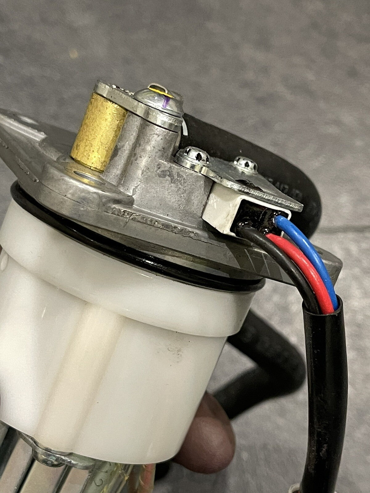 KTM Superduke R 1290 2020-2022 Fuel Pump Petrol Pump Sender OEM 2021 *UK ONLY*