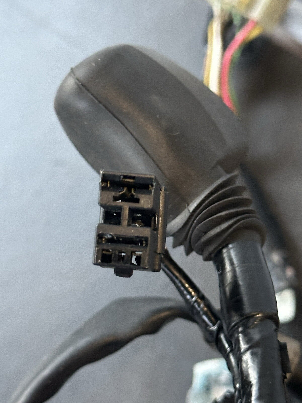 Suzuki GSXR 600 - 750 L1 - L7 headlight wiring loom harness clock loom GSXR 600