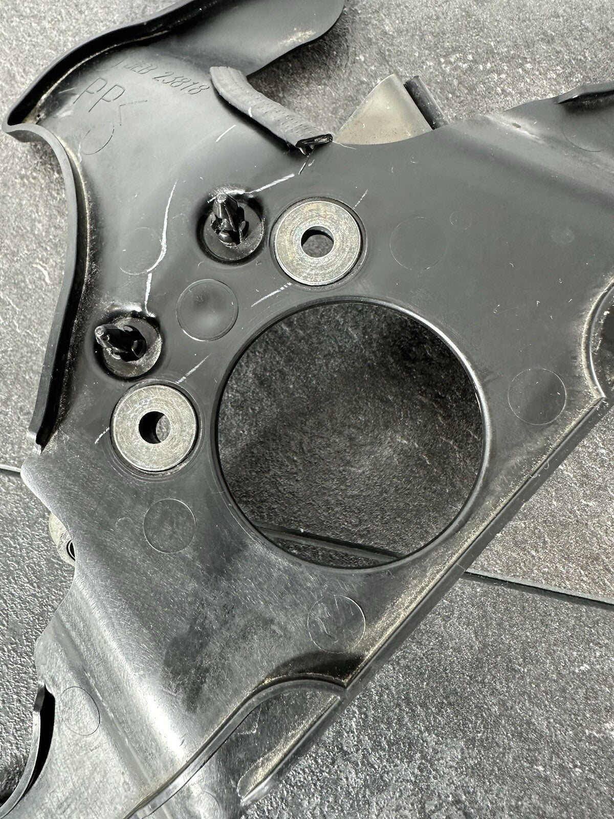 Yamaha R7 690 2024 Lower Yoke Splash Guard Infill Only 1784 Miles 2022 2023 OEM