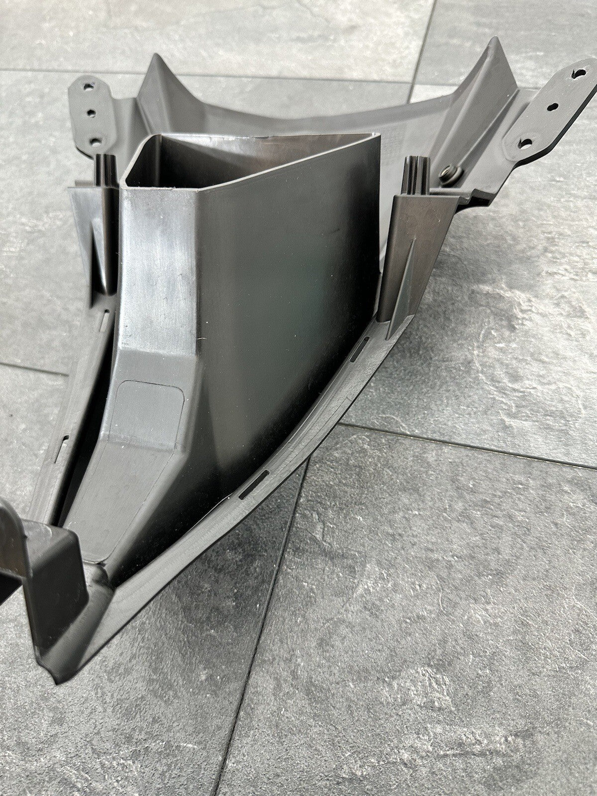 Kawasaki ZX6R 636 ABS 2016 Air Intake Fairing Nose Cone 8655m 2013-2015 OEM
