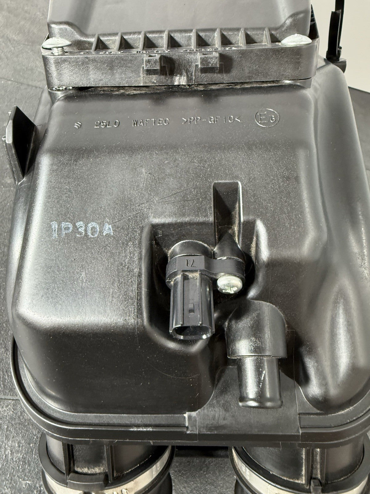 d350fb7f-4c75-46da-a36e-3c10c3c433f2